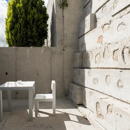 & Ξενοδοχείο 4*